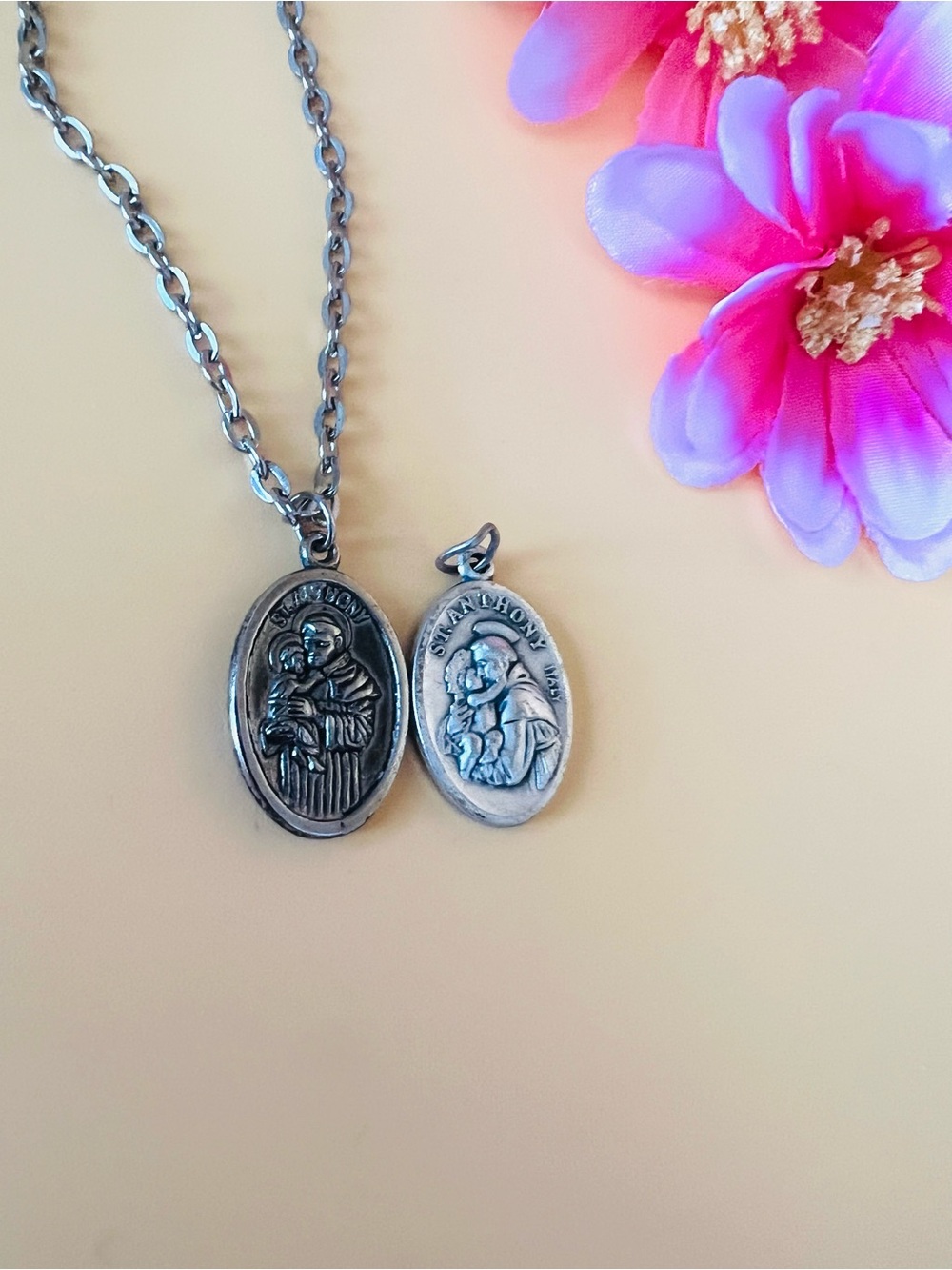 Silver plated Saint Anthony Medal Necklace with Extra Pendant